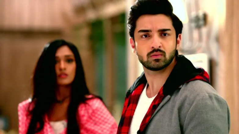 Lakshmi Runs into Rishi in Mumbai Episode 2