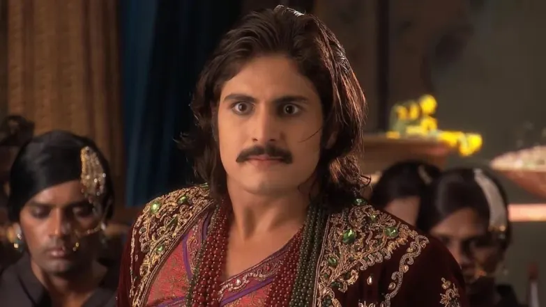 Salima makes Jodha drink a medicine - Jodha Akbar  Episode 45